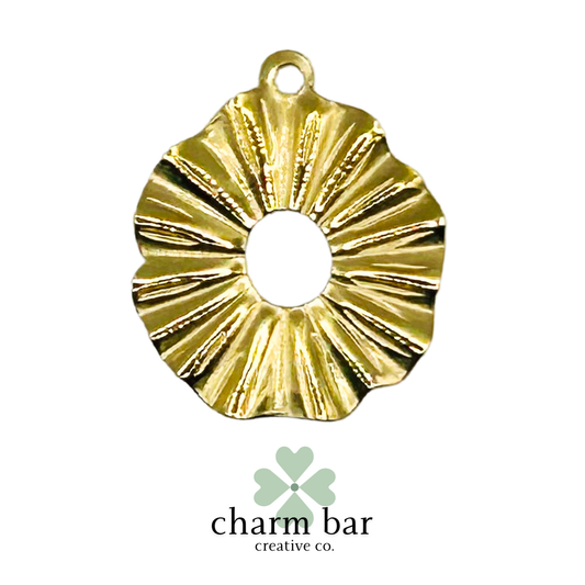 the Charms: Ruffled Wreath